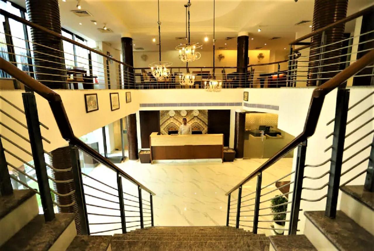 Hotel Arch International Új-Delhi Kültér fotó