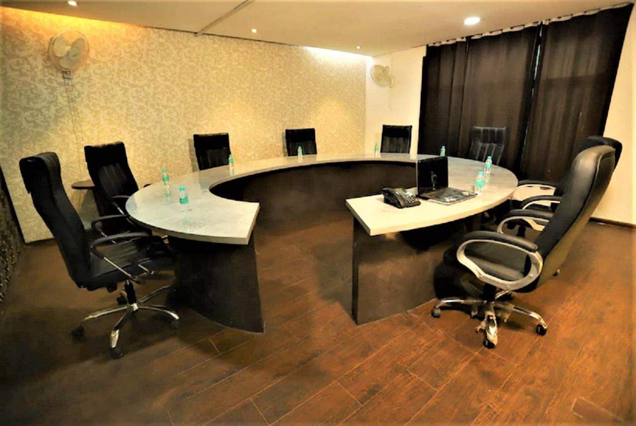Hotel Arch International Új-Delhi Kültér fotó